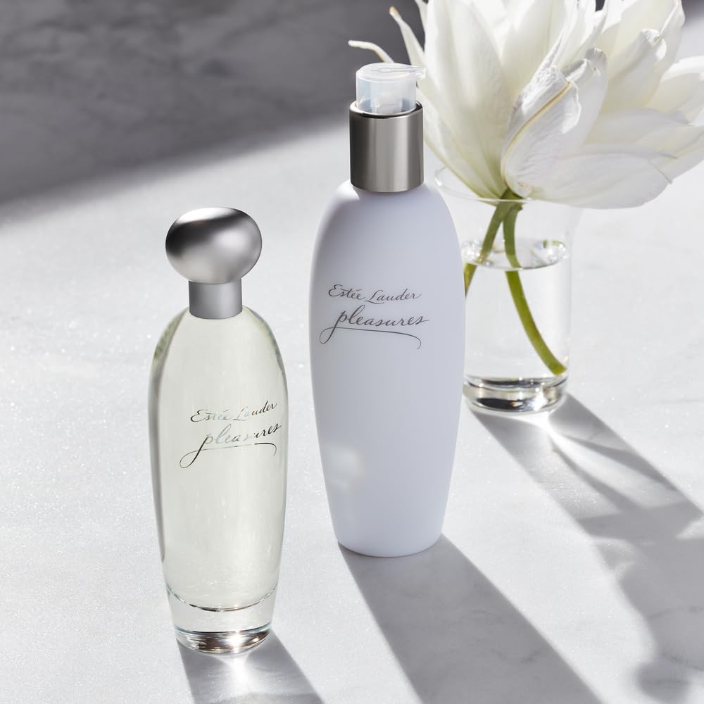 Eau de Parfum Spray with Lilies, White Peonies & Jasmine B360