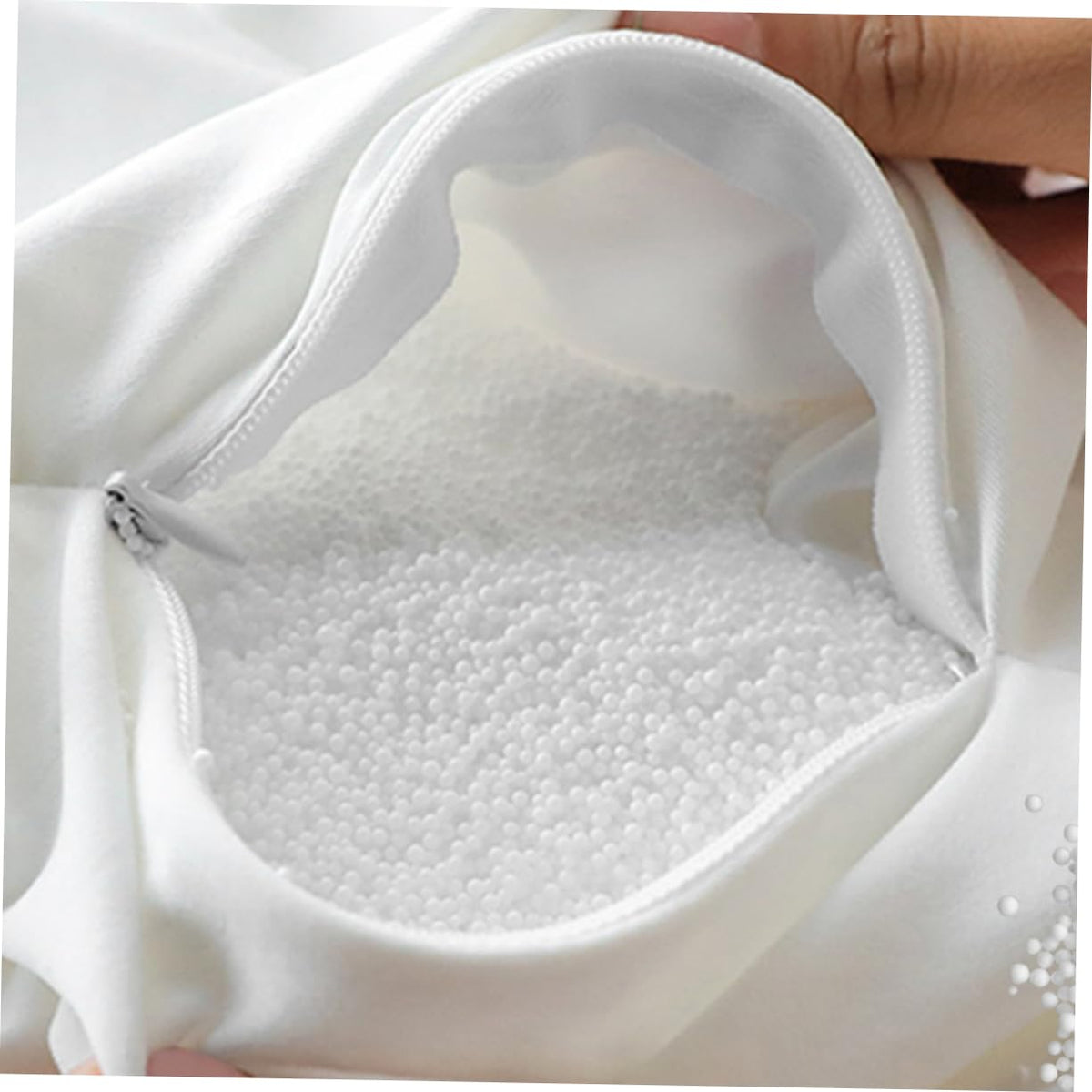 White Soft Foam Stuffing L111