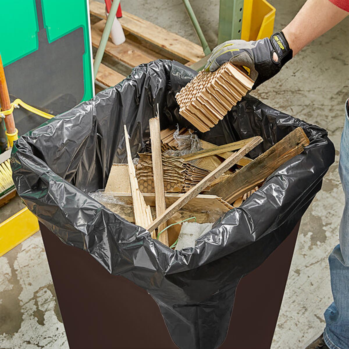 Heavy Duty 42 Gallon 10 Count 3 MIL Black Flap Tie Trash Bags L418860