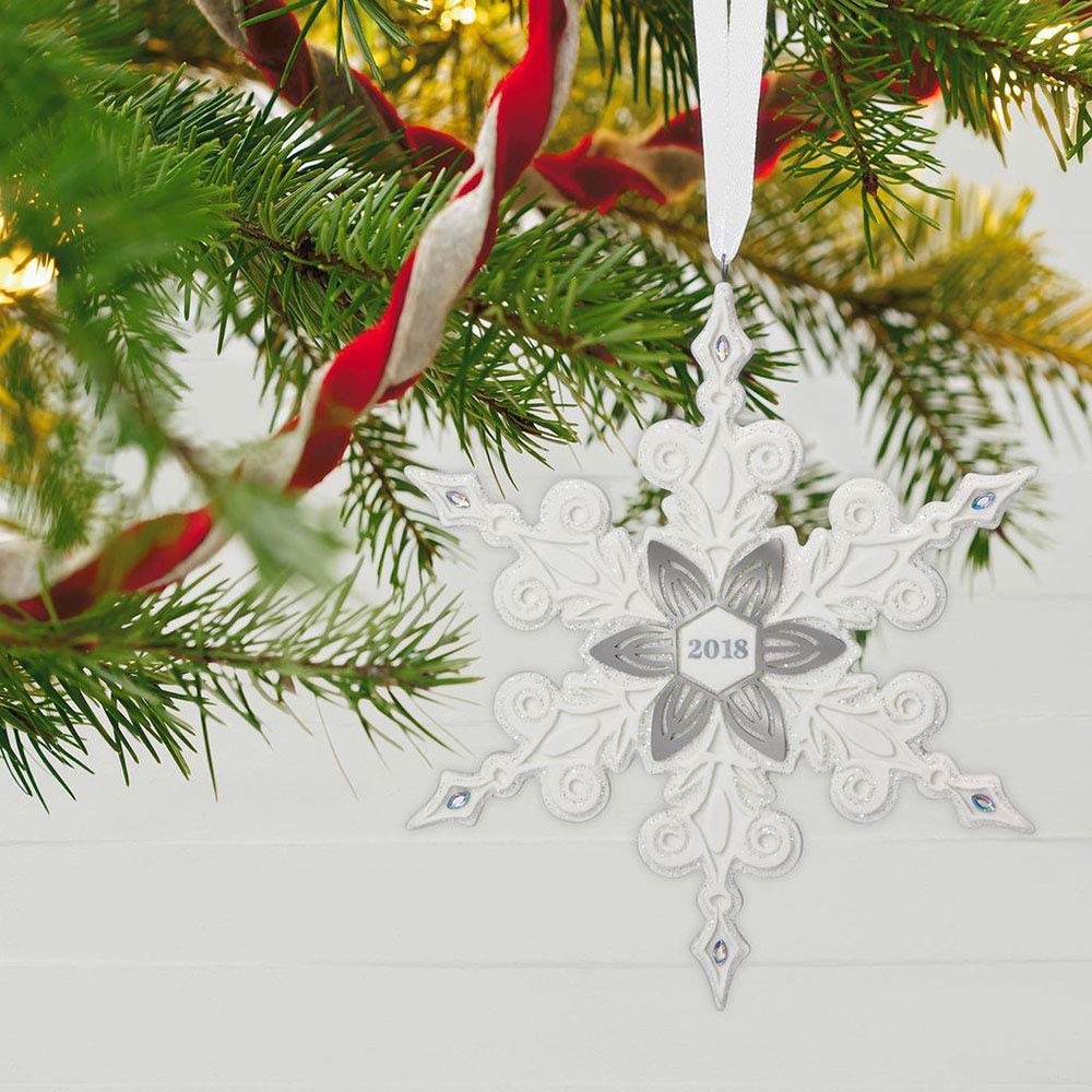 Porcelain Snowflake Christmas Ornament R151